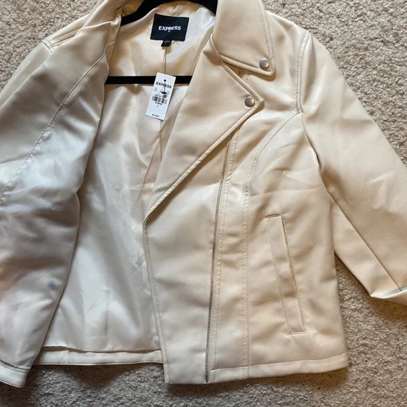 ✨HP✨NWT Express Faux Leather Moto Jacket - Picture 13 of 16